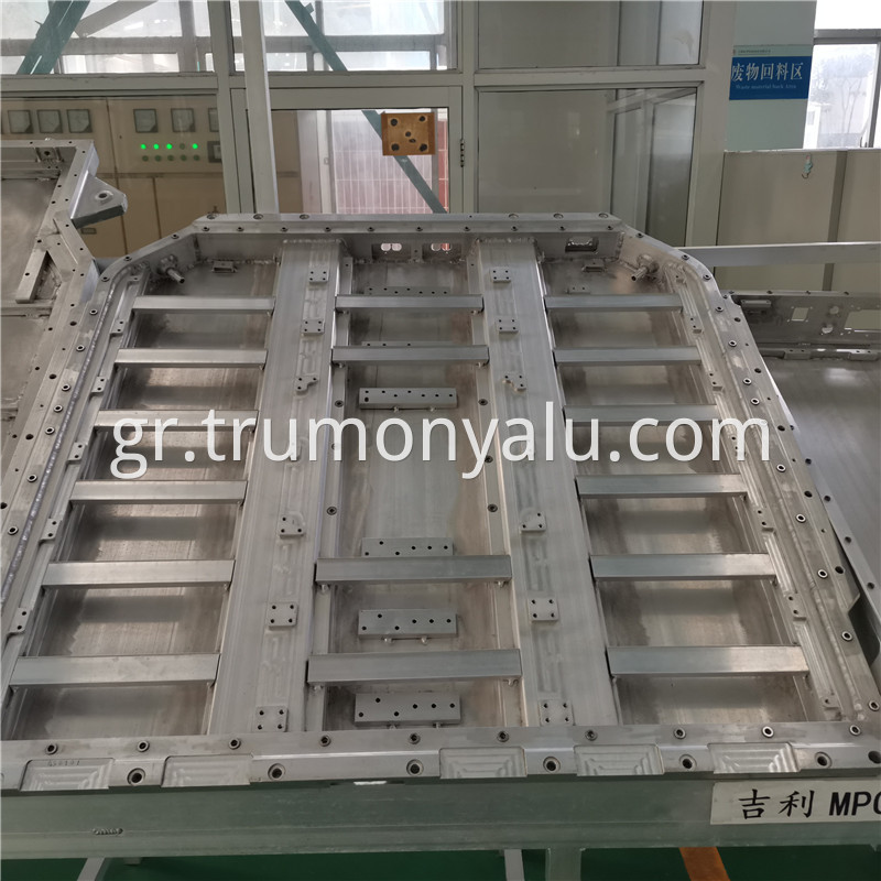 Aluminum Battery Tray05
